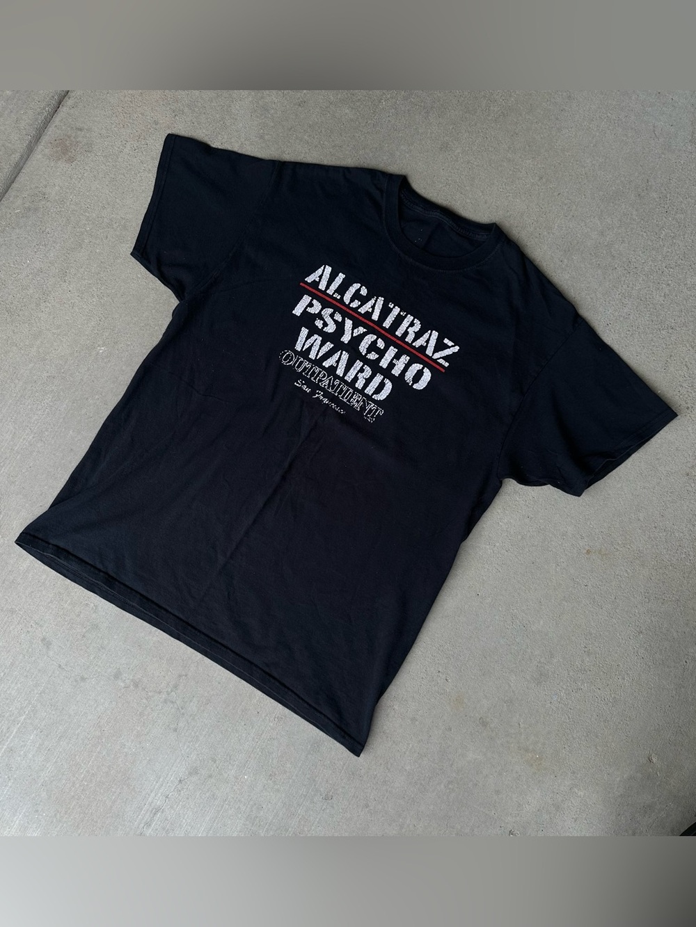 RARE HTF Vintage 1990s Alcatraz Psycho Ward Prison Inmate T-Shirt Mens L